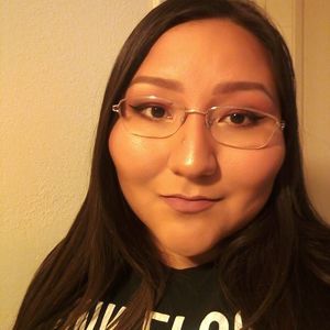 Meet your Posher, Courtney